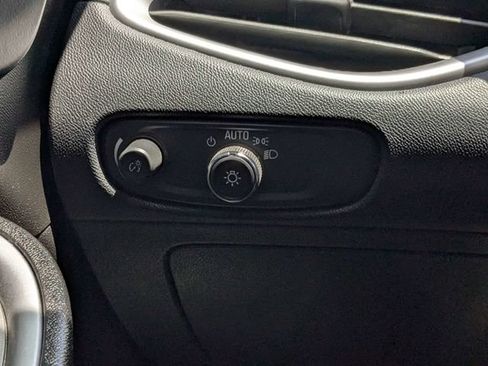 Used 2024 Chevrolet Malibu LT FWD image 21