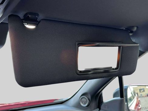 Certified 2025 Honda Passport EX-L image 29