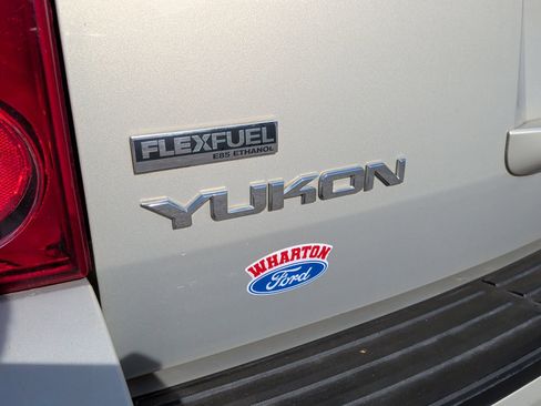 Used 2010 GMC Yukon SLT w/ Texas Edition RWD image 37