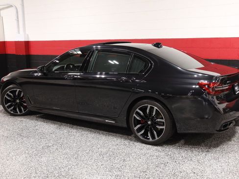 Used 2018 BMW 750i xDrive AWD/4WD image 25