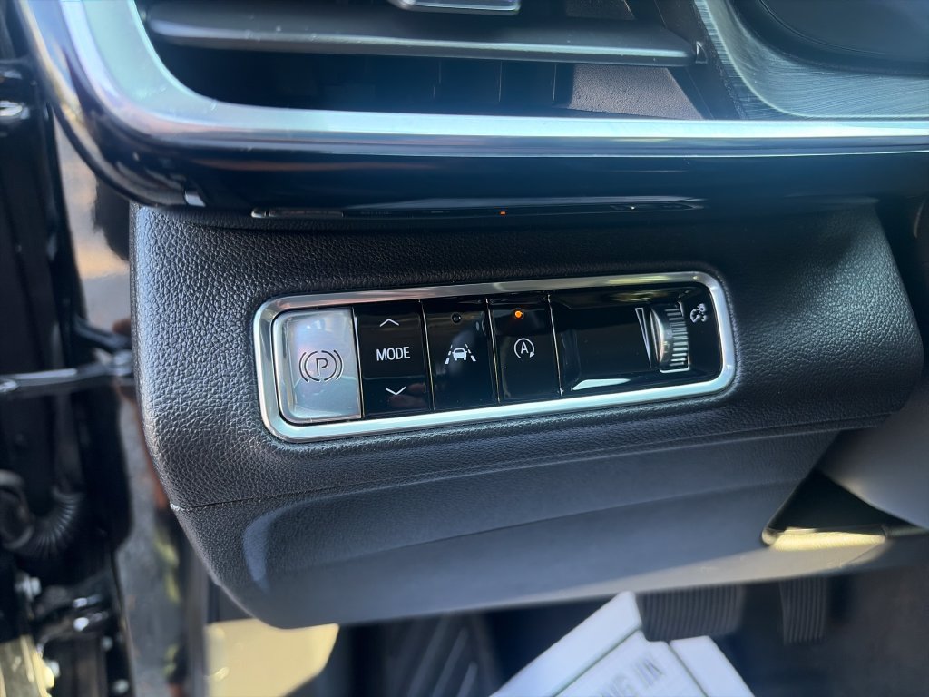 Used 2024 Buick Envision Preferred AWD/4WD image 30