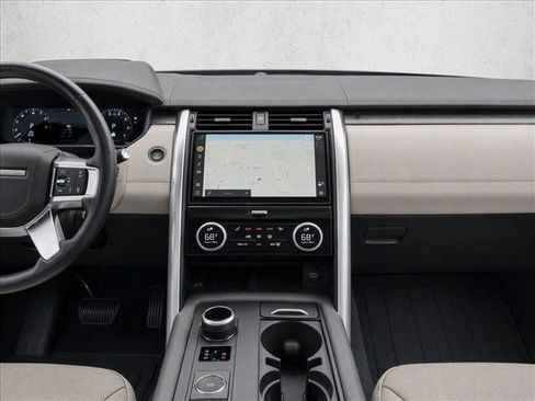 Used 2021 Land Rover Discovery HSE R-Dynamic AWD/4WD image 26