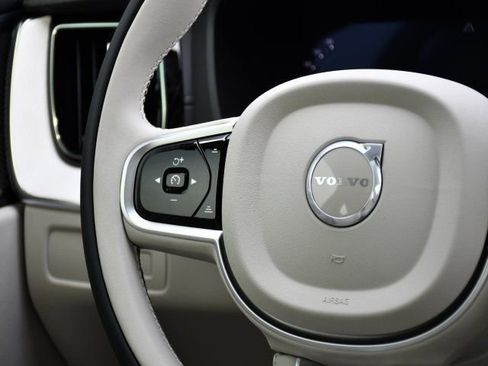 New 2026 Volvo XC60 T8 Ultra w/ Protection Package Premier image 22