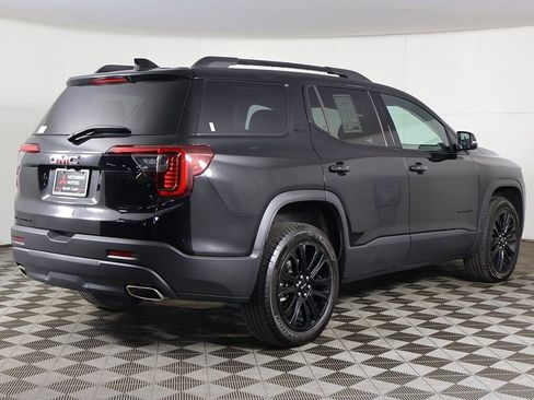 Used 2023 GMC Acadia SLT w/ Elevation Edition FWD image 13