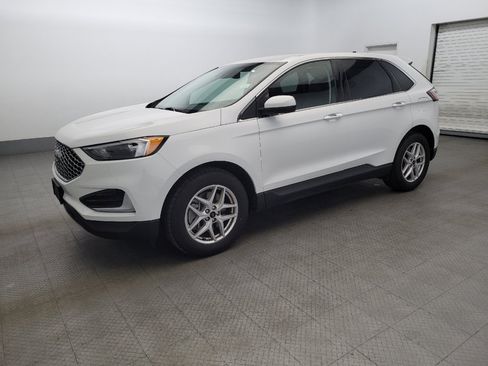 Used 2024 Ford Edge SEL AWD/4WD image 2