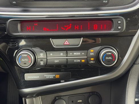 Used 2016 Kia Optima Hybrid image 23