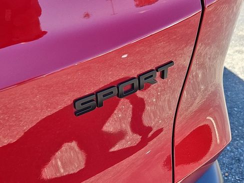 Used 2025 Honda CR-V Sport image 12