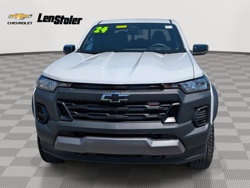 Used 2024 Chevrolet Colorado Trail Boss w/ Technology Package image 8
