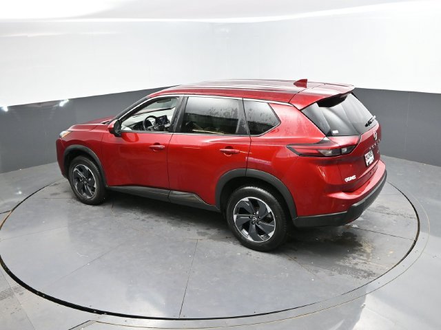 Used 2025 Nissan Rogue SV AWD/4WD image 42