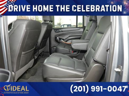 Used 2018 Chevrolet Suburban Premier AWD/4WD image 25