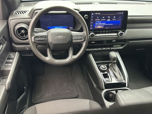 Used 2024 Chevrolet Colorado Trail Boss w/ Technology Package AWD/4WD image 14