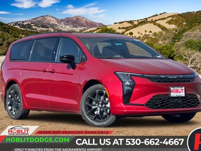 New 2027 Chrysler Pacifica Limited