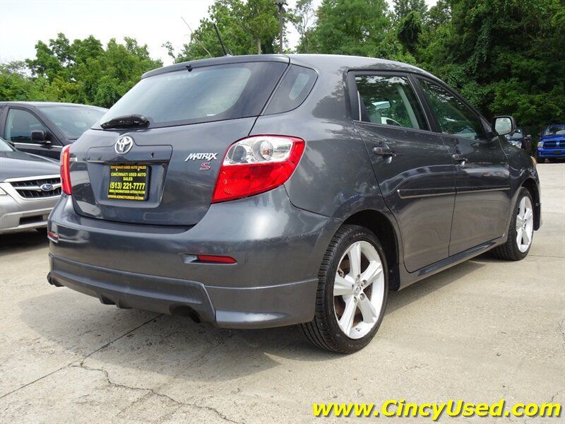 Used 2010 Toyota Matrix S w/ Sport Pkg FWD image 7