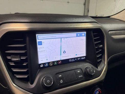 Used 2023 GMC Acadia Denali w/ Denali Ultimate Package FWD image 22