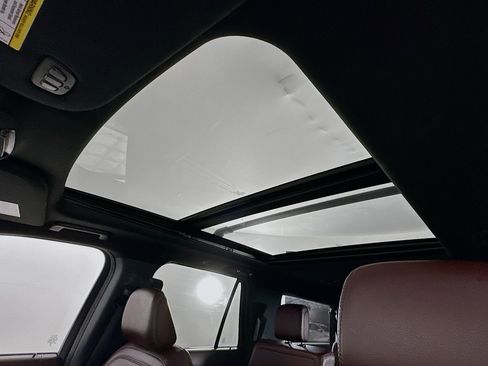 Used 2023 Ford Expedition Max Limited image 26