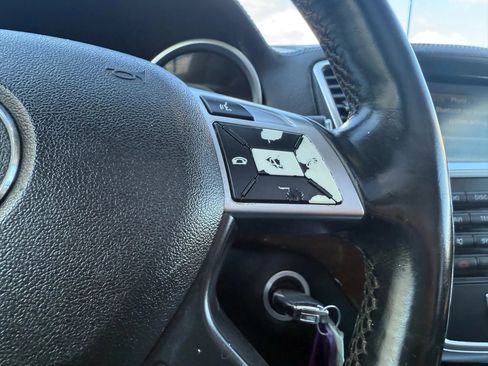 Used 2015 Mercedes-Benz GL 450 GL 450 4MATIC Sport Utility 4D image 32