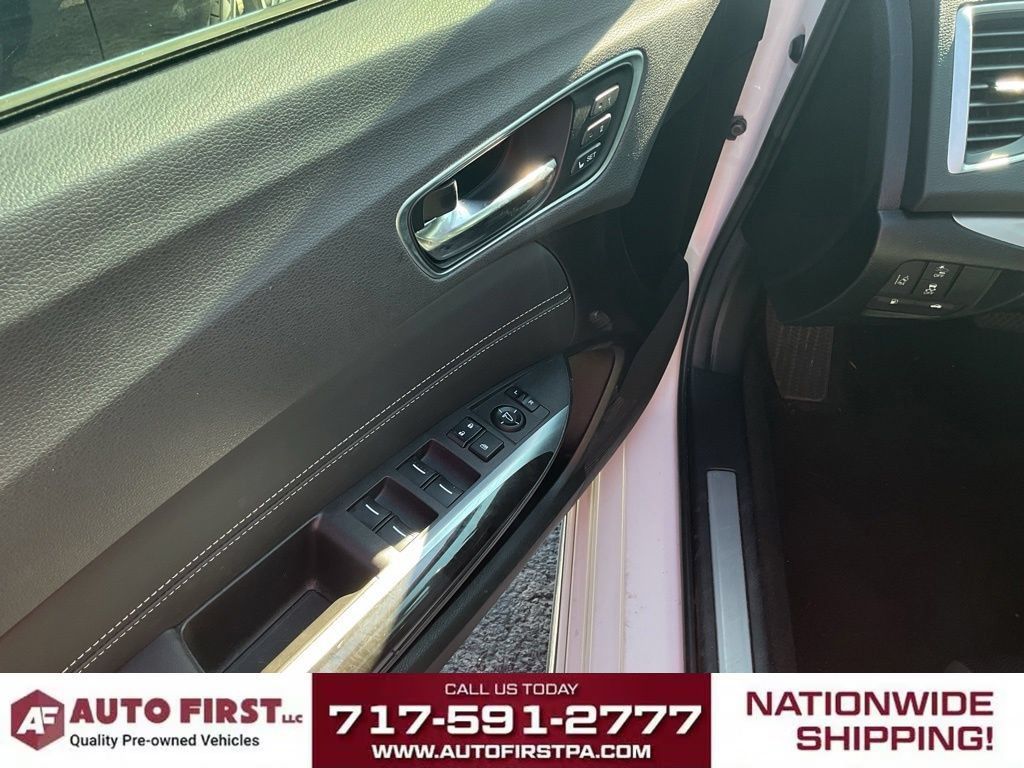 Used 2020 Acura TLX w/ Technology Package AWD/4WD image 6