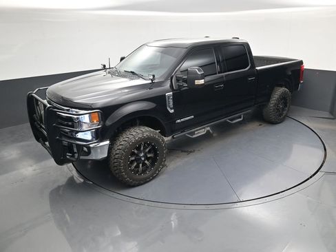 Used 2020 Ford F250 Lariat w/ Lariat Ultimate Package image 33