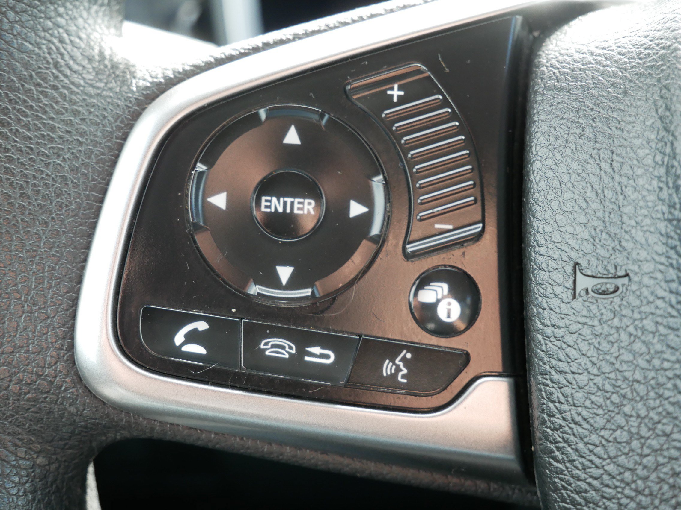 Certified 2018 Honda CR-V EX image 30