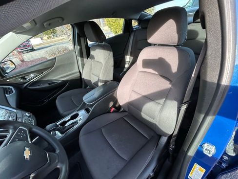 Used 2023 Chevrolet Malibu LT image 29