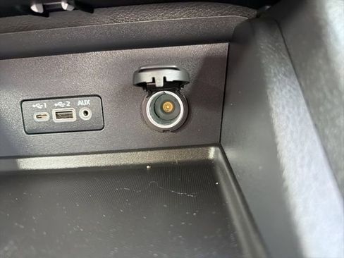 Used 2020 Nissan Sentra SV image 27