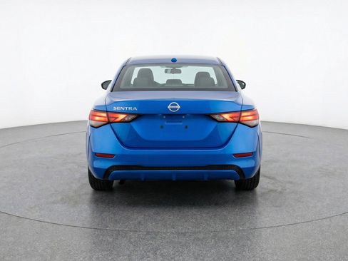 Used 2025 Nissan Sentra SV image 7
