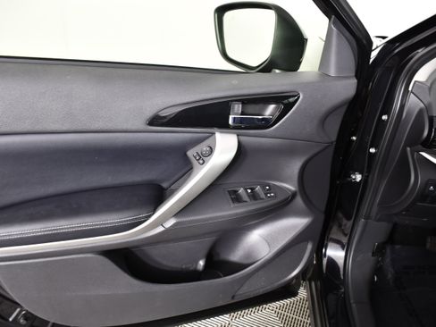 Used 2025 Mitsubishi Eclipse Cross SE AWD/4WD image 34