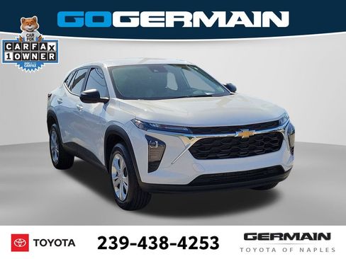 Used 2024 Chevrolet Trax LS FWD image 5