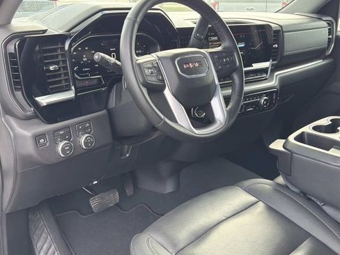 Used 2026 GMC Sierra 1500 SLT AWD/4WD image 17