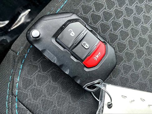 Used 2024 Jeep Wrangler Unlimited Rubicon 4xe image 14