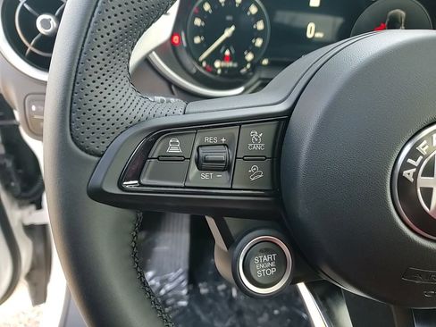 New 2025 Alfa Romeo Stelvio Sprint image 22