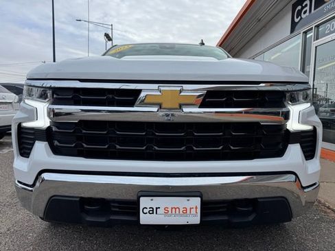 Used 2023 Chevrolet Silverado 1500 LT image 2