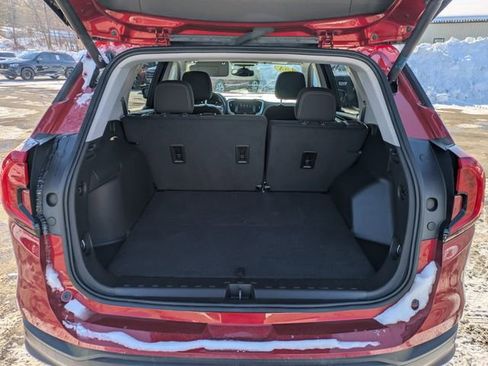 Used 2024 GMC Terrain SLE w/ Driver Convenience Package image 32