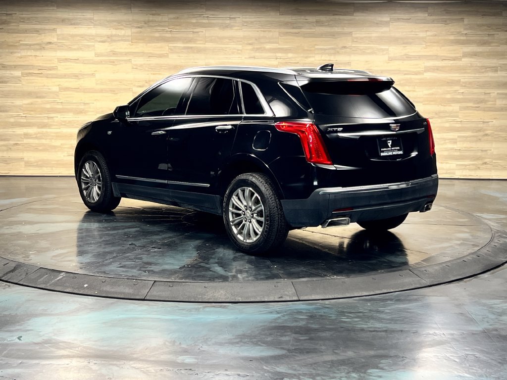 Used 2017 Cadillac XT5 Luxury w/ Driver Awareness Package FWD image 18