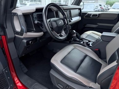 Used 2023 Ford Bronco Wildtrak AWD/4WD image 19