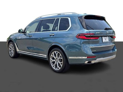 Used 2025 BMW X7 xDrive40i w/ Parking Assistance Package AWD/4WD image 4