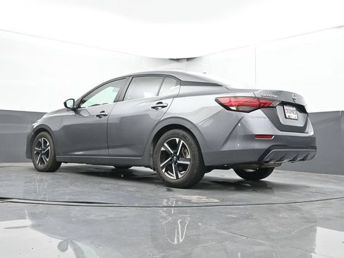 Used 2024 Nissan Sentra SV FWD image 39