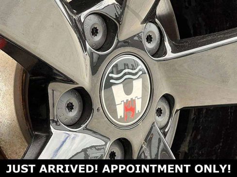 Used 2019 Volkswagen Golf R 4-Door image 5