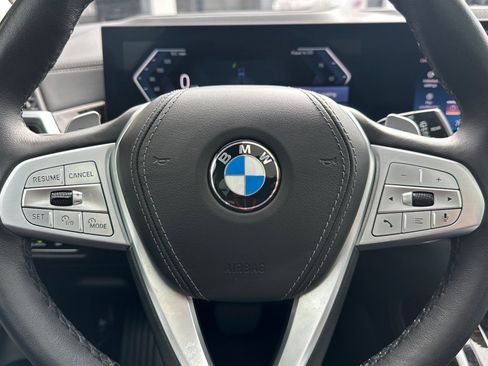 Used 2026 BMW X7 xDrive40i AWD/4WD image 24
