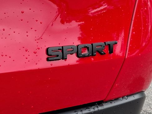 Used 2025 Honda HR-V Sport image 32