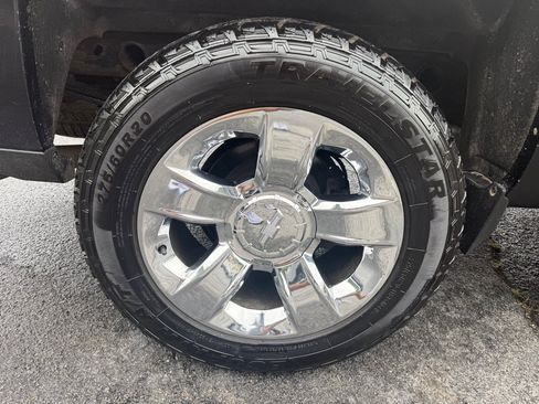Used 2015 Chevrolet Silverado 1500 LTZ w/ LTZ Plus Package AWD/4WD image 26