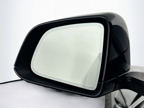 Used 2024 Tesla Model Y Long Range image 16