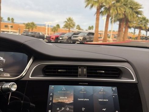 Used 2022 Jaguar I-PACE HSE image 9