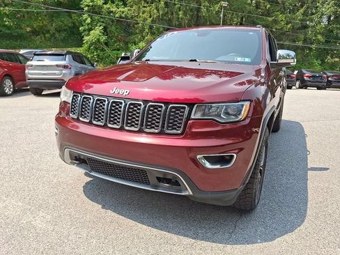 Used 2017 Jeep Grand Cherokee Limited AWD/4WD image 5