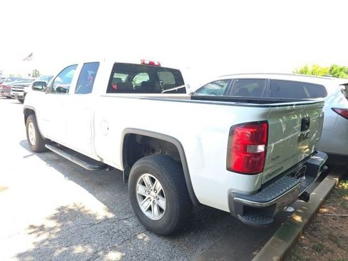 Used 2018 GMC Sierra 1500 SLE w/ SLE Value Package RWD image 3