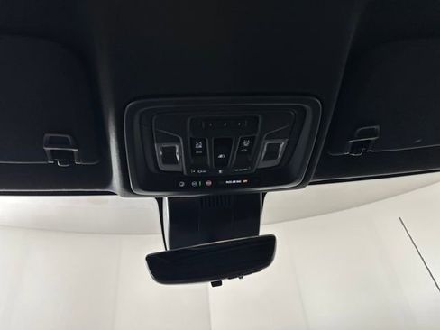 Used 2024 GMC Sierra 2500 AT4 w/ AT4 Premium Plus Package image 24