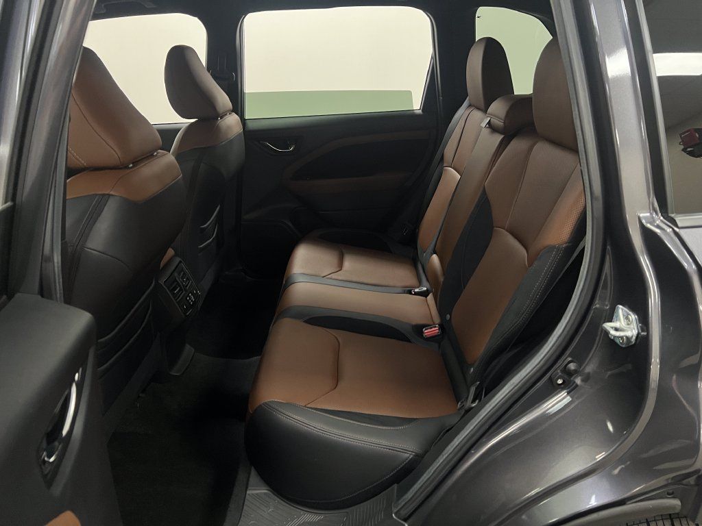 Used 2026 Subaru Forester Touring AWD/4WD image 25