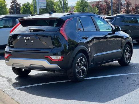 Used 2024 Kia Niro EX FWD image 42