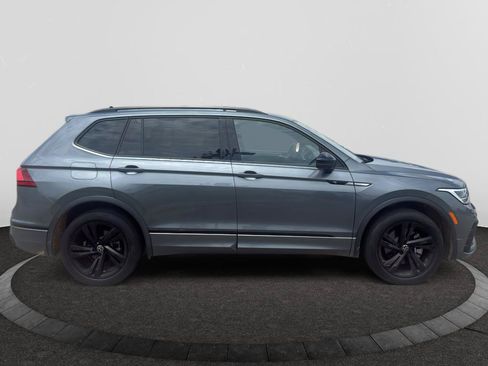 Used 2023 Volkswagen Tiguan SE R-Line FWD image 4