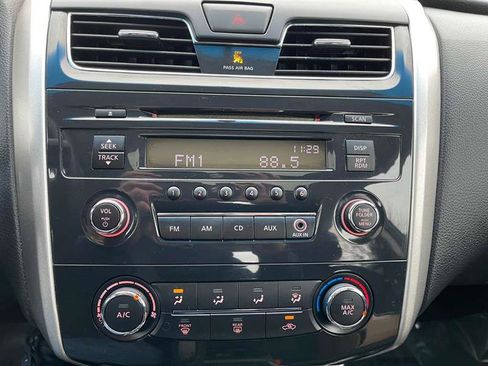 Used 2014 Nissan Altima 2.5 S w/ Sport Value Package image 26